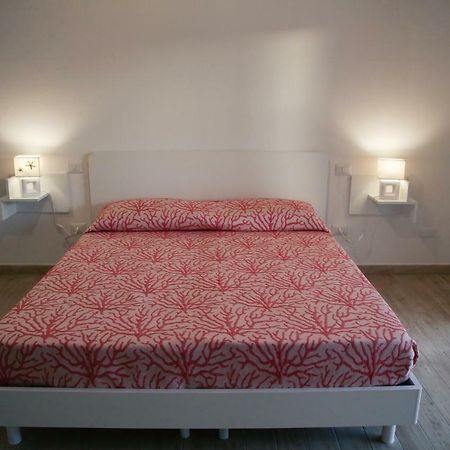 קאלאסטה B&B Le Tre Spiagge מראה חיצוני תמונה