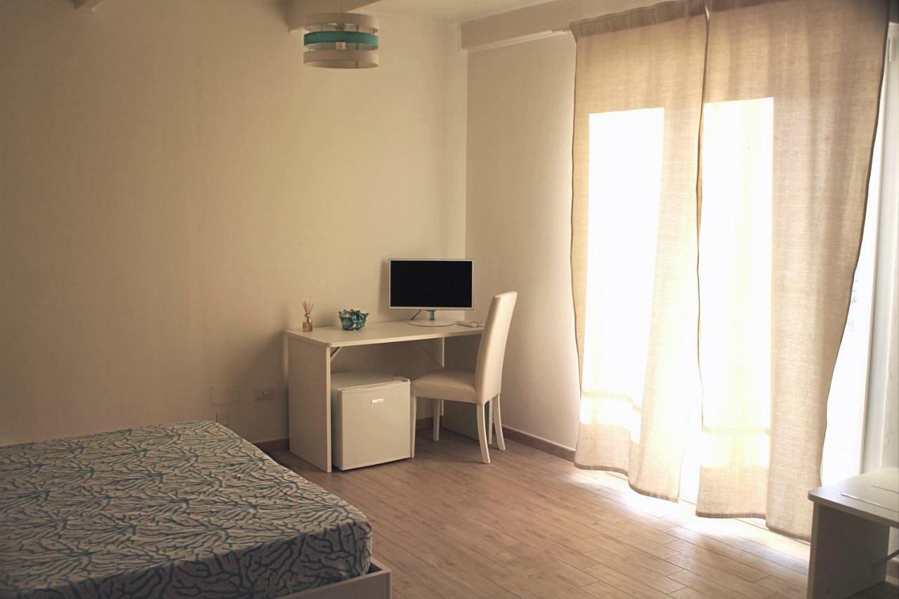קאלאסטה B&B Le Tre Spiagge מראה חיצוני תמונה