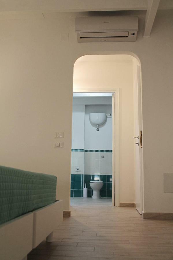 קאלאסטה B&B Le Tre Spiagge מראה חיצוני תמונה