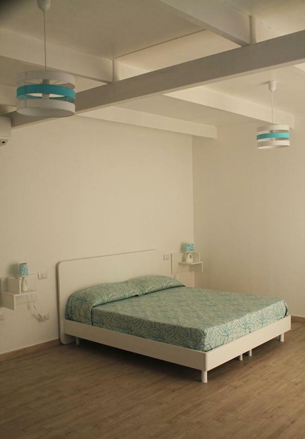 קאלאסטה B&B Le Tre Spiagge מראה חיצוני תמונה