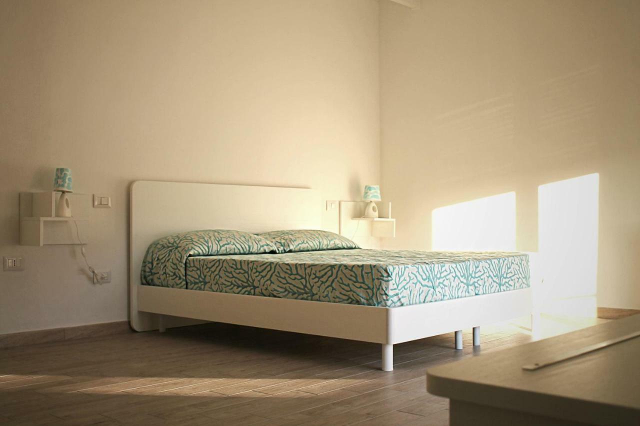 קאלאסטה B&B Le Tre Spiagge מראה חיצוני תמונה